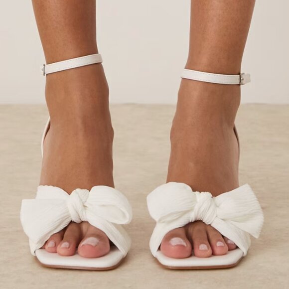 ASOS Ivory White Bow Heeled Sandals Size 5 - Picture 4 of 4